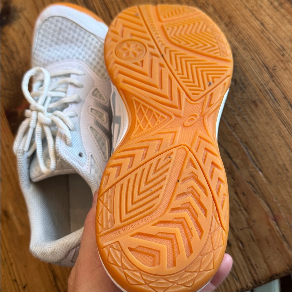 ASICS Upcourt 5 court shoes size 7.5 - Picture 2 of 5